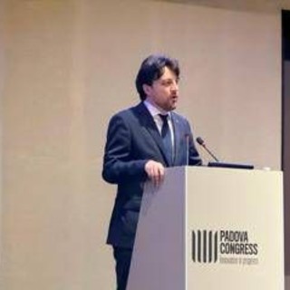 A Padova Stefani presenta Venexus agli imprenditori, tre i progetti già finanziati A Padova Stefani presenta Venexus agli imprenditori, tre i progetti già finanziati