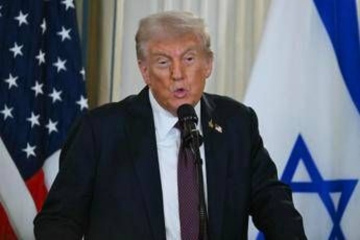 Trump, ultimatum a Hamas: "Accetti accordo per Gaza entro domenica o sarà l'inferno" Trump, ultimatum a Hamas: "Accetti accordo per Gaza entro domenica o sarà l'inferno"