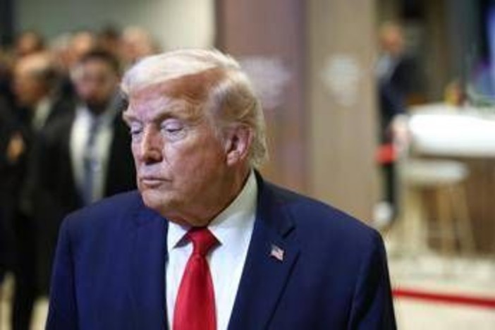 Milano-Cortina, Trump contro lo sciatore: "Non gli piacciono gli Usa, perdente"