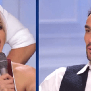 Ballando, Bruno Vespa tra Fognini e Fialdini. Il 'lastra gate' arriva a Porta a Porta Ballando, Bruno Vespa tra Fognini e Fialdini. Il 'lastra gate' arriva a Porta a Porta