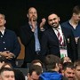 William, notte da tifoso per il principe: la festa nello spogliatoio dell'Aston Villa e la birra dopo il match William, notte da tifoso per il principe: la festa nello spogliatoio dell'Aston Villa e la birra dopo il match
