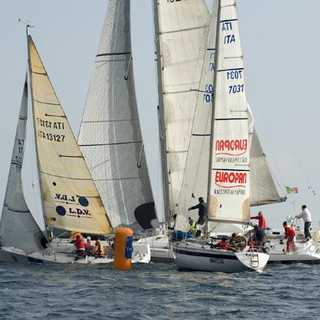 Vela: meno quattro regate alla fine del West Liguria Trofeo Grand Hotel del Mare Vela: meno quattro regate alla fine del West Liguria Trofeo Grand Hotel del Mare