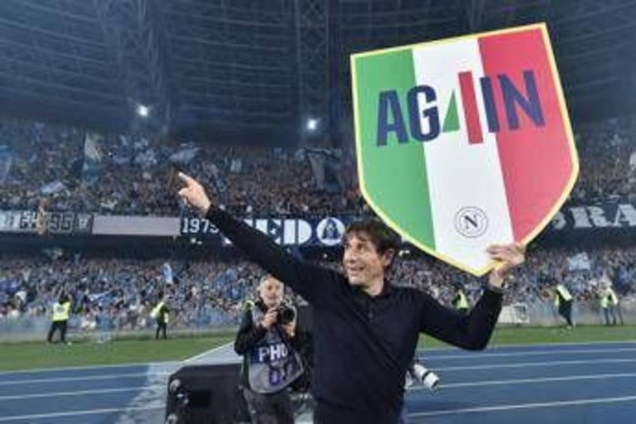 Conte: "Due anni di forti emozioni e grande passione, grazie di cuore Napoli" Conte: "Due anni di forti emozioni e grande passione, grazie di cuore Napoli"