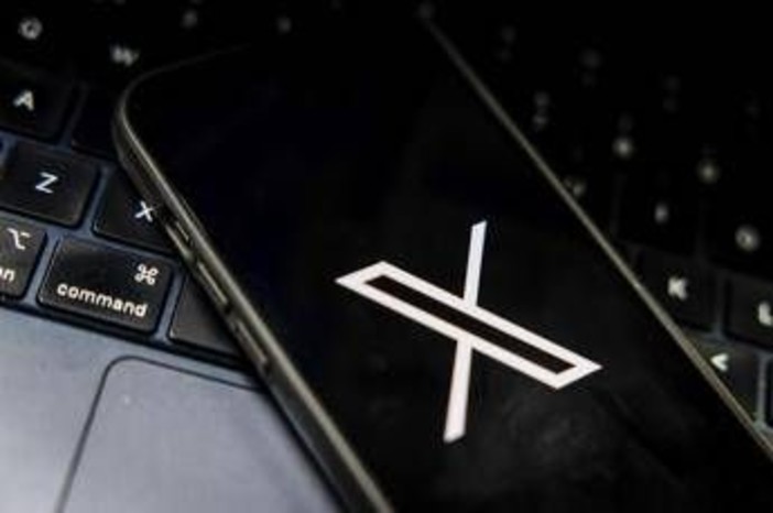 Indagine penale su X, il social di Musk contro la Francia: "A rischio libertà di espressione" Indagine penale su X, il social di Musk contro la Francia: "A rischio libertà di espressione"