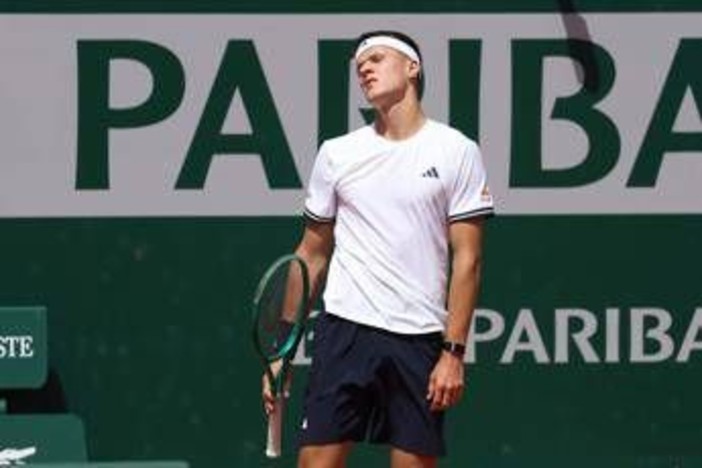 Roland Garros, piove su Parigi e Mensik viene 'cacciato' da allenamento Roland Garros, piove su Parigi e Mensik viene 'cacciato' da allenamento