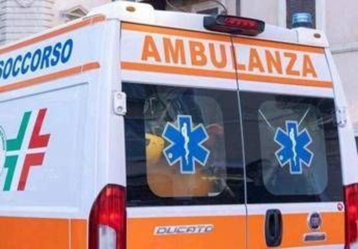 Incidente nel Barese, muore bimba 4 anni: grave la mamma Incidente nel Barese, muore bimba 4 anni: grave la mamma