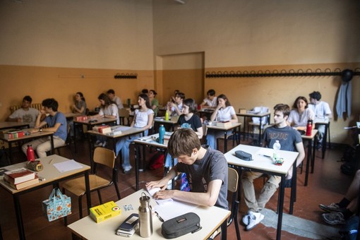 Maturità, online 13.989 commissioni d’esame. Gli studenti coinvolti sono 527.607 Maturità, online 13.989 commissioni d’esame. Gli studenti coinvolti sono 527.607