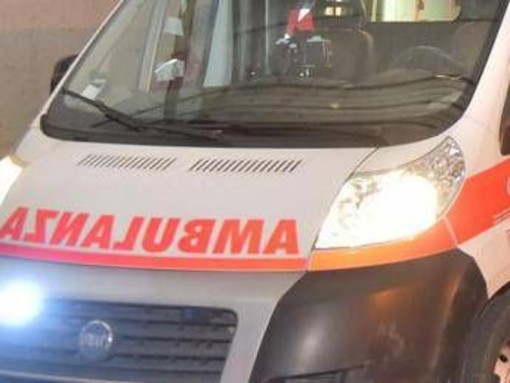 Auto travolge motorino, 15enne muore nel Barese