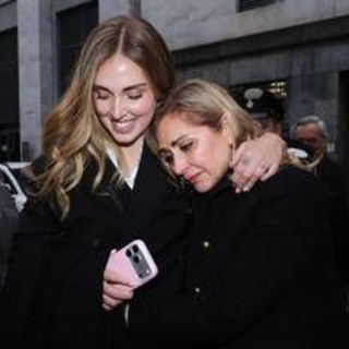 Chiara Ferragni prosciolta, l'affetto di amici e famiglia: "Per sempre al tuo fianco"