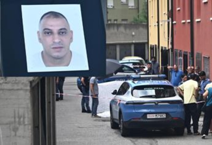Caso Fakir, in nuovo video chiazza di sangue sotto la testa Caso Fakir, in nuovo video chiazza di sangue sotto la testa