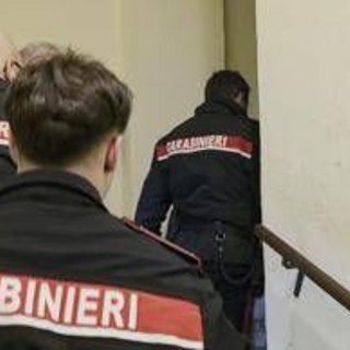 Torino, tentano furto in studio medico: carabinieri rispondono alla radio dei complici, tre arresti Torino, tentano furto in studio medico: carabinieri rispondono alla radio dei complici, tre arresti