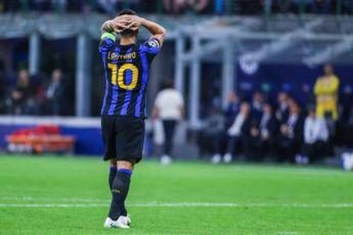 Inter, l’infortunio di Lautaro complica i piani: Chivu perde il suo capitano