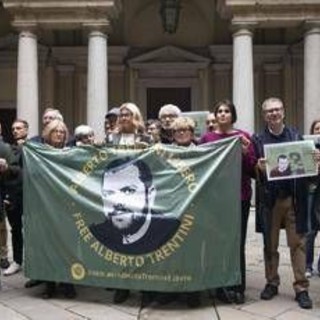 Alberto Trentini da un anno in carcere in Venezuela, la madre: "Il governo si è speso poco per mio figlio" Alberto Trentini da un anno in carcere in Venezuela, la madre: "Il governo si è speso poco per mio figlio"
