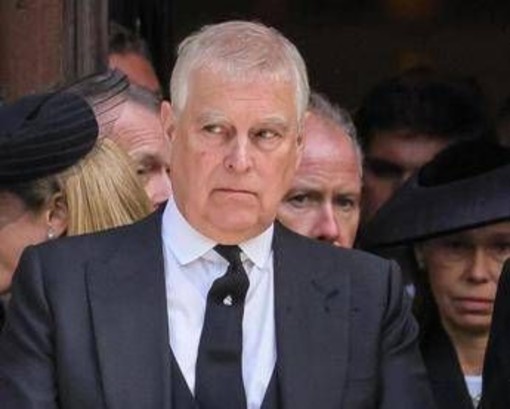 Il principe Andrea in cerca di dimora, potrebbe andare al castello di Carbisdale