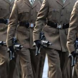Regno Unito, il capo dell'esercito evoca il rischio guerra. L'esperto: "Il Paese non è pronto"