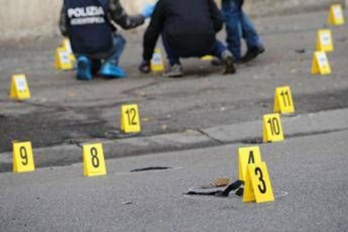 Scontro frontale tra moto a Pisa, morti due ragazzi di 16 e 17 anni Scontro frontale tra moto a Pisa, morti due ragazzi di 16 e 17 anni