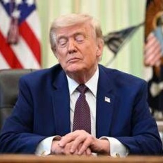 "Accordo vicino con l'Iran", Trump e i 37 annunci andati a vuoto in due mesi "Accordo vicino con l'Iran", Trump e i 37 annunci andati a vuoto in due mesi