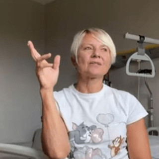 Antonella Elia si opera, il video dal Gemelli: "Non so ancora cosa sia, la prevenzione è importante" Antonella Elia si opera, il video dal Gemelli: "Non so ancora cosa sia, la prevenzione è importante"