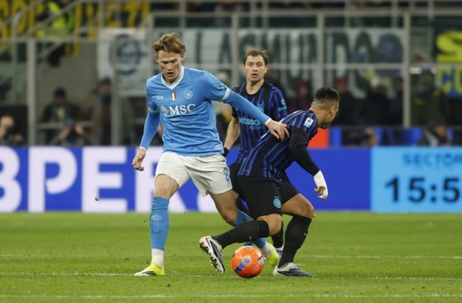Inter-Napoli 2-2, McTominay riprende due volte i nerazzurri Inter-Napoli 2-2, McTominay riprende due volte i nerazzurri