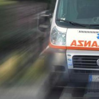 Genova, pedone investito e ucciso da un camion sulle strisce pedonali Genova, pedone investito e ucciso da un camion sulle strisce pedonali