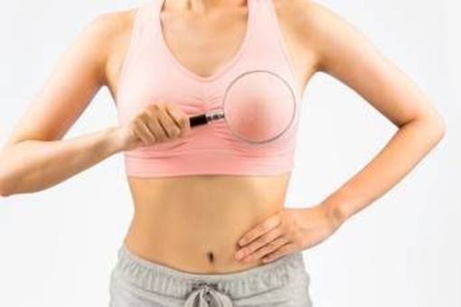 Tumori, cancro seno si diffonde quando diventa più 'liquido', lo studio