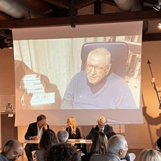 Vincenzo Mollica: "Intitolare tratto di mare ad Andrea Camilleri" Vincenzo Mollica: "Intitolare tratto di mare ad Andrea Camilleri"