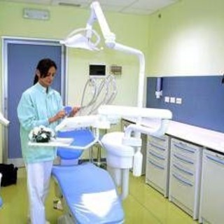 World Smile Day, l'indagine: "Con prevenzione dentale risparmi per 2,3 miliardi l’anno"