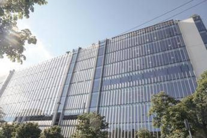 Evasione fiscale, nuova indagine su Amazon: perquisizioni nella sede di Milano