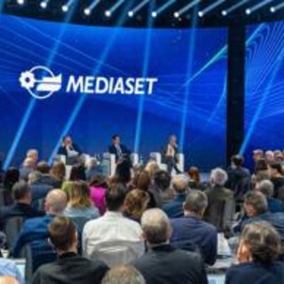 Mediaset scommette sui classici, punta su Milo Infante e non chiude ad Amadeus e Mentana Mediaset scommette sui classici, punta su Milo Infante e non chiude ad Amadeus e Mentana