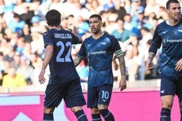 Napoli-Lazio 0-2, i biancocelesti volano con Cancellieri e Basic: Conte a -12 dall'Inter