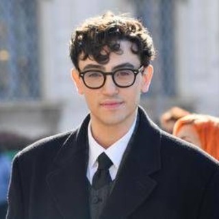 Sanremo 2026, Michele Bravi chi è: esordi, coming out, l'incidente che ha cambiato la sua vita