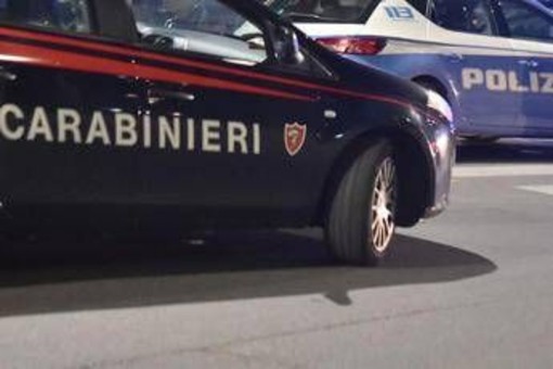 Ravenna, 29enne ucciso con una coltellata. Vicino al corpo un uomo ferito Ravenna, 29enne ucciso con una coltellata. Vicino al corpo un uomo ferito