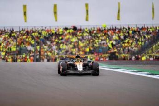 Gp Belgio, la griglia di partenza. Norris in pole, Hamilton 16esimo Gp Belgio, la griglia di partenza. Norris in pole, Hamilton 16esimo