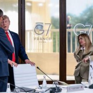 Meloni-Trump, l'incontro 'utile': il chiarimento al G7 Meloni-Trump, l'incontro 'utile': il chiarimento al G7