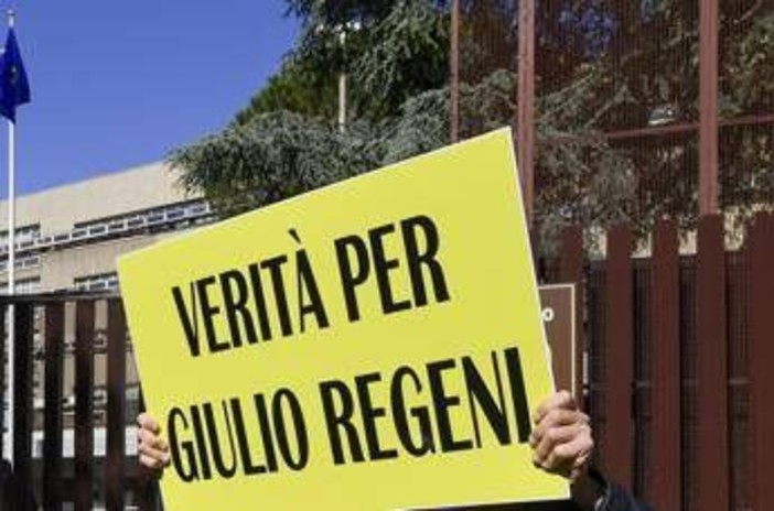 Caso Regeni e rapporti con l'Egitto, Tajani: "Stupito da polemiche, sentenza limitata non ci dice chi sono gli assassini" Caso Regeni e rapporti con l'Egitto, Tajani: "Stupito da polemiche, sentenza limitata non ci dice chi sono gli assassini"