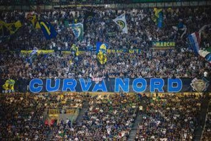 Inchiesta doppia curva, l'ex capo ultrà dell'Inter Ferdico si pente e diventa collaboratore di giustizia Inchiesta doppia curva, l'ex capo ultrà dell'Inter Ferdico si pente e diventa collaboratore di giustizia