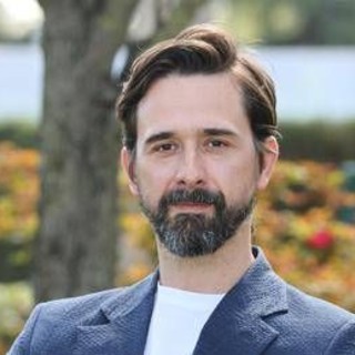 Davide Iacopini ferito in monopattino, resta in prognosi riservata: continuano le indagini sulla minicar Davide Iacopini ferito in monopattino, resta in prognosi riservata: continuano le indagini sulla minicar
