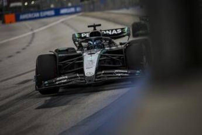 Gp Singapore, Russell in pole davanti a Verstappen. Hamilton sesto, poi Leclerc Gp Singapore, Russell in pole davanti a Verstappen. Hamilton sesto, poi Leclerc