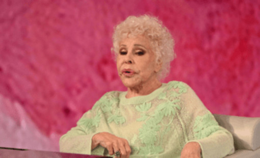 Ornella Vanoni, l'ultima chiamata prima della morte: "Se lo sentiva..." Ornella Vanoni, l'ultima chiamata prima della morte: "Se lo sentiva..."