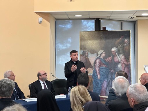 Banca del Fucino, svelato a L’Aquila il restauro della tela “La Visitazione” Banca del Fucino, svelato a L’Aquila il restauro della tela “La Visitazione”