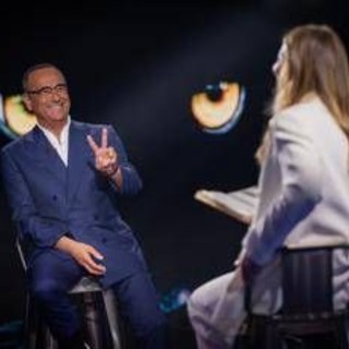 Belve, Carlo Conti: "Non sono bisessuale, ho solo un'idea fissa. Mio erede? Nicola Savino"