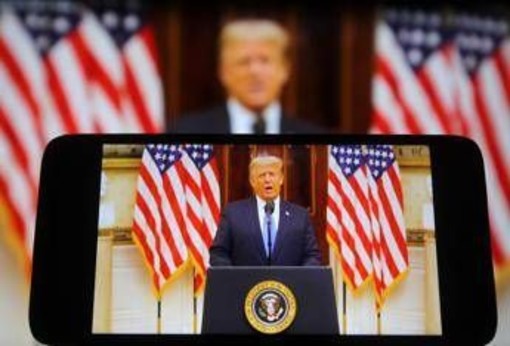 Trump, nuovo affondo contro l'Europa: "Sta andando in una brutta direzione"