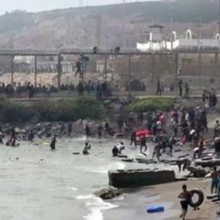 Ex ministro Gb: "Errore Spagna con sanatoria sui migranti, Londra sostenga l'Italia su Schengen" Ex ministro Gb: "Errore Spagna con sanatoria sui migranti, Londra sostenga l'Italia su Schengen"