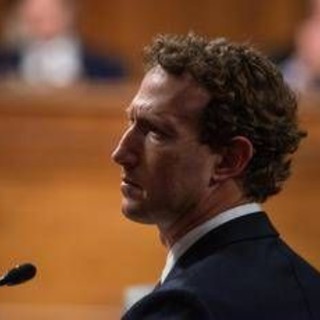 Meta licenzia 8.000 dipendenti, è il 10% dell'organico totale