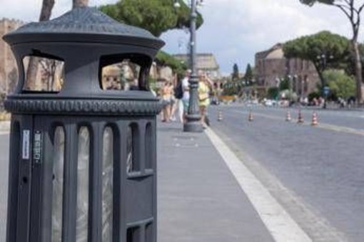 Operatori ecologici oggi in sciopero, da Roma a Napoli stop di 24 ore in tutta Italia Operatori ecologici oggi in sciopero, da Roma a Napoli stop di 24 ore in tutta Italia