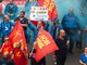 Ex Ilva, sciopero dell’indotto a Taranto. Blocchi stradali contro i licenziamenti Ex Ilva, sciopero dell’indotto a Taranto. Blocchi stradali contro i licenziamenti
