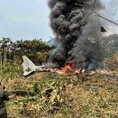 Colombia, precipita aereo militare da trasporto: 80 morti Colombia, precipita aereo militare da trasporto: 80 morti