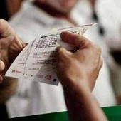 Superenalotto, numeri combinazione vincente oggi 31 luglio Superenalotto, numeri combinazione vincente oggi 31 luglio