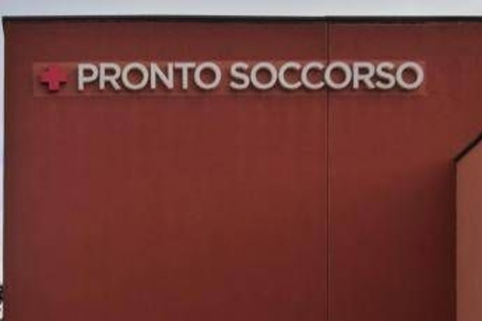 Cade dal letto, morto neonato di 10 mesi a Bisceglie Cade dal letto, morto neonato di 10 mesi a Bisceglie