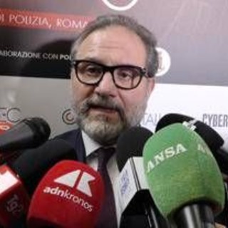Cybersicurezza, Gabrielli (Polizia Postale): "Tecnologia e privacy non siano limiti a indagini"